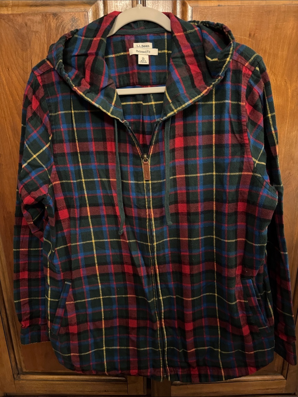 L.L.Bean Scotch Plaid Flannel Full Zip Hoodie Jacket Relaxed Fit Size XL.